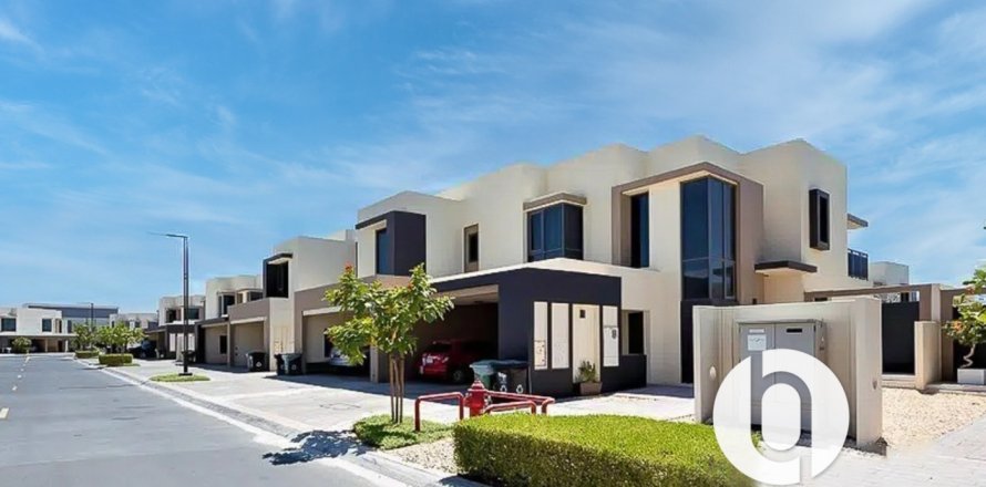 וילה ב Dubai Hills Estate, Dubai, איחוד האמירויות 4 חדרי שינה, 229 מ"ר מספר 741565