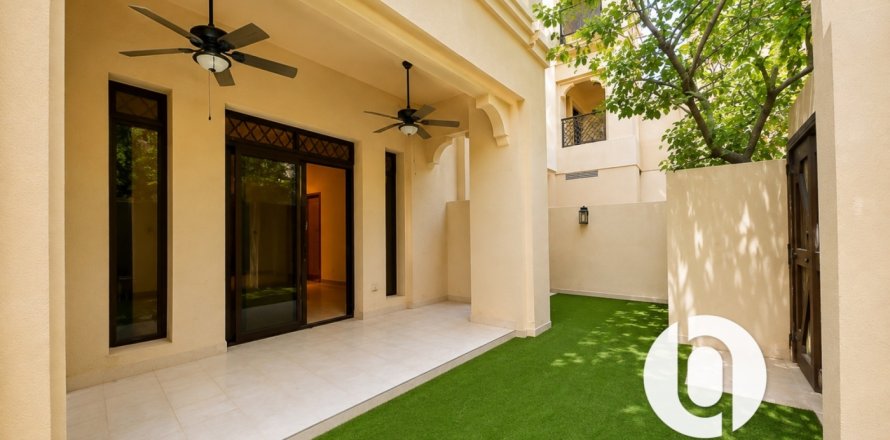 Apartmán v Old Town, Dubai, SAE 1 spálňa, 117 m2 č. 741566