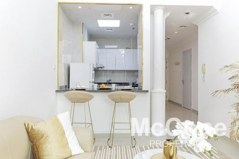 Apartment til salg i Dubai Marina, Dubai, UAE 1 soveværelse, 62.99 kvm № 587031 - foto 7