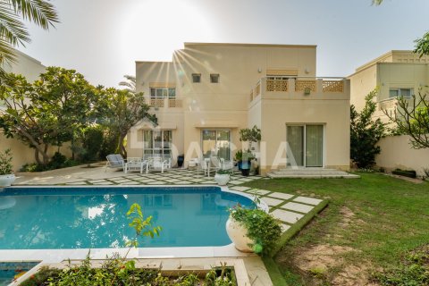 Vila v Meadows, Dubai, SAE 5 ložnice, 570 m² Č.: 717724