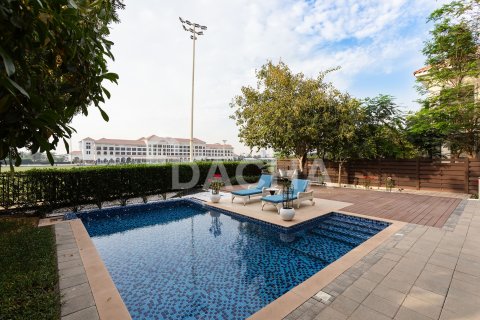 Vilë në Dubai Land, Emiratet e Bashkuara Arabe 4 dhoma gjumi, 640 m2. № 717728 - Foto 20