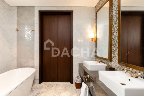 Vilë në Dubai Land, Emiratet e Bashkuara Arabe 4 dhoma gjumi, 640 m2. № 717728 - Foto 12