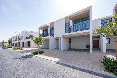 Arabian Ranches 3, Dubai, संयुक्त अरब अमीरात में टाउनहाउस, 3 बेडरूम, 128 वर्ग मीटर, संख्या 704139