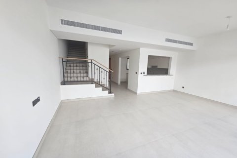 Kaupunkipientalo Damac Lagoons, Dubai, Arabiemiraatit 4 makuuhuonetta, 145 m2 № 704142 - kuva 16