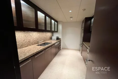 Apartamento para arrendamento em Downtown Dubai (Downtown Burj Dubai), Dubai, EAU 2 quartos, 152 m2 № 661366 - foto 4