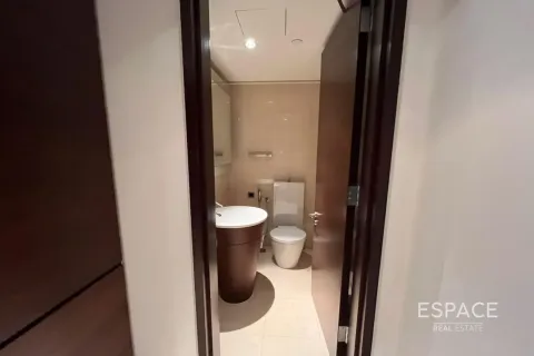 Apartamento para arrendamento em Downtown Dubai (Downtown Burj Dubai), Dubai, EAU 2 quartos, 152 m2 № 661366 - foto 13