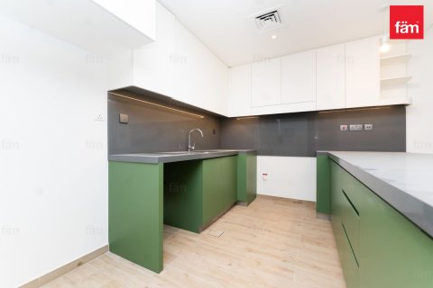 Apartment in Al Wasl, Dubai, UAE 2 bedrooms, 156.8 sq.m. № 335404 - photo 11