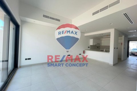 Řadový dům v Al Salam Street, Abu Dhabi, SAE 2 ložnice, 107.5 m² Č.: 562805 - fotografie 1
