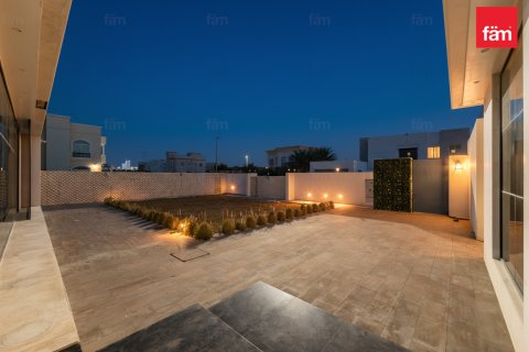 Huvila Al Barsha, Dubai, Arabiemiraatit 5 makuuhuonetta, 1219.3 m2 № 689467 - kuva 23
