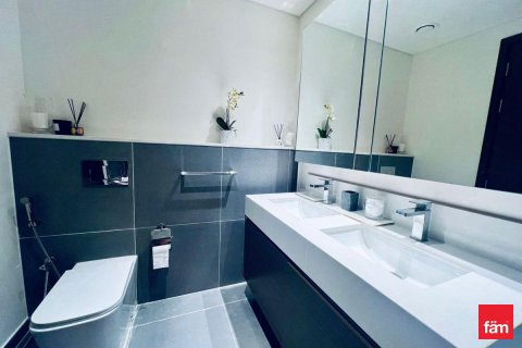 Apartament de închiriat în Dubai, EAU 2 dormitoare, 100.1 mp.  №678443 - poză 17