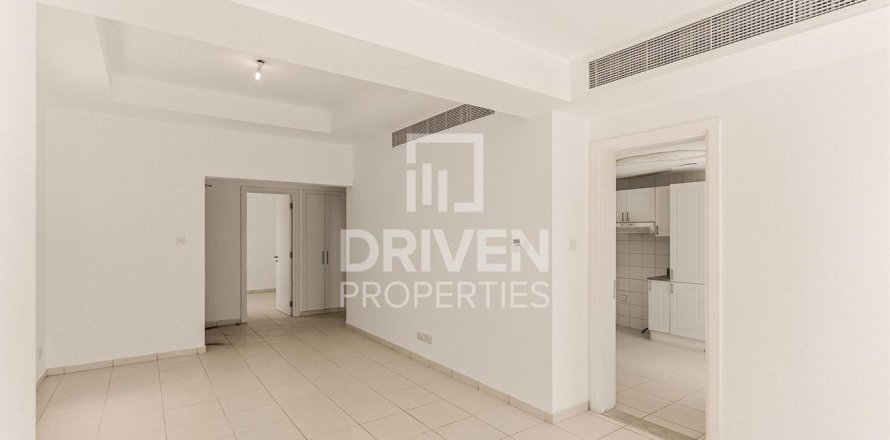 Villa in The Springs, Dubai, UAE 3 bedrooms, 343 sq.m. № 757348