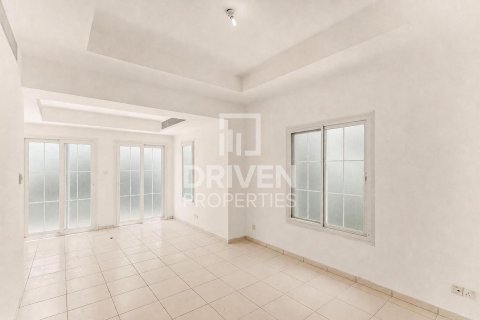 Villa in The Springs, Dubai, UAE 3 bedrooms, 343 sq.m. № 757348 - photo 4