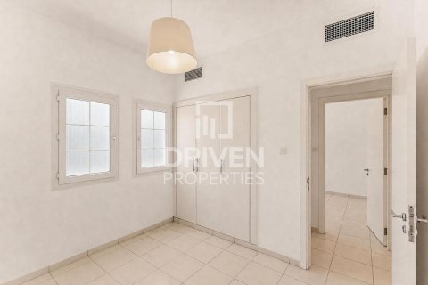 Villa in The Springs, Dubai, UAE 3 bedrooms, 343 sq.m. № 757348 - photo 10