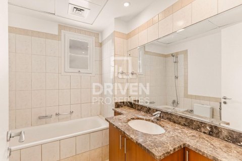 Villa in The Springs, Dubai, UAE 3 bedrooms, 343 sq.m. № 757348 - photo 14