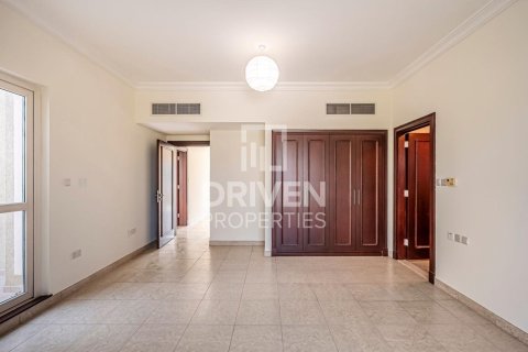 Villa zur Miete in Dubai Sports City, Dubai, VAE 5 Schlafzimmer, 541.9 m2 Nr. 757347 - Foto 8