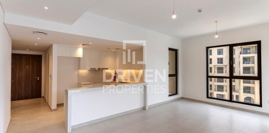 Apartment in Umm Suqeim, Dubai, UAE 2 bedrooms, 120.31 sq.m. № 757346