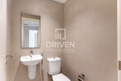 Apartment in Umm Suqeim, Dubai, UAE 2 bedrooms, 120.31 sq.m. № 757346 - photo 17
