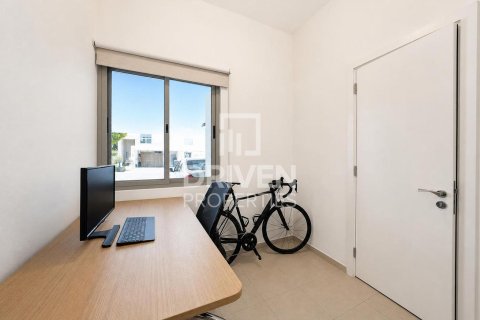 Villa zum Verkauf in Arabian Ranches 2, Dubai, VAE 4 Schlafzimmer, 271.37 m2 Nr. 742792 - Foto 9