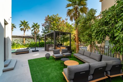 Villa para venda em Jumeirah Islands, Dubai, EAU 5 quartos, 547 m2 № 700136 - foto 9