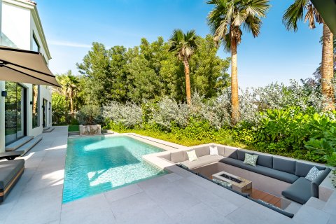 Villa para venda em Jumeirah Islands, Dubai, EAU 5 quartos, 547 m2 № 700136 - foto 2