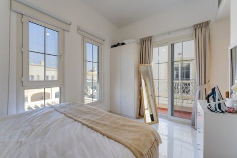 Dubai, BAE’de satılık villa 2 yatak odası, 173 m² No 700134 - fotoğraf 4