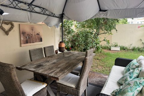 Dubai, BAE’de satılık villa 2 yatak odası, 173 m² No 700134 - fotoğraf 11