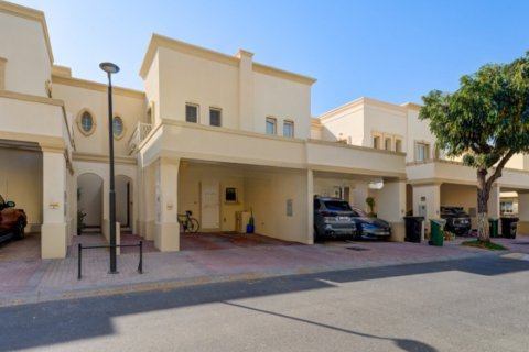 Dubai, BAE’de satılık villa 2 yatak odası, 173 m² No 700134 - fotoğraf 1