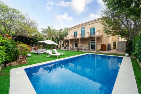Dubai Sports City, Dubai, BAE’de satılık villa 5 yatak odası, 542 m² No 700139 - fotoğraf 1