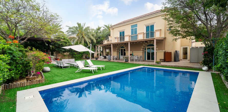 Dubai Sports City, Dubai, BAE’de villa 5 yatak odası, 542 m&sup2; No 700139