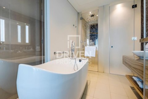 Lägenhet uthyres i Business Bay, Dubai, UAE 3 sovrum, 162.21 kvm Nr. 759685 - fotografi 13