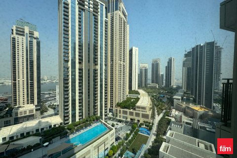Apartmen di Dubai, UAE 2 bilik tidur, 100.1 meter persegi № 645897 - foto 1