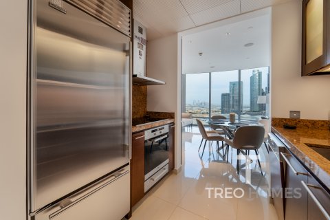 Lägenhet uthyres i Burj Khalifa, Dubai, UAE 1 sovrum, 77 kvm Nr. 597653 - fotografi 5