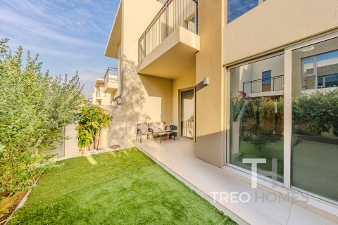 Shtëpi në qytet në Arabian Ranches 2, Dubai, Emiratet e Bashkuara Arabe 3 dhoma gjumi, 185 m2. № 597656 - Foto 1