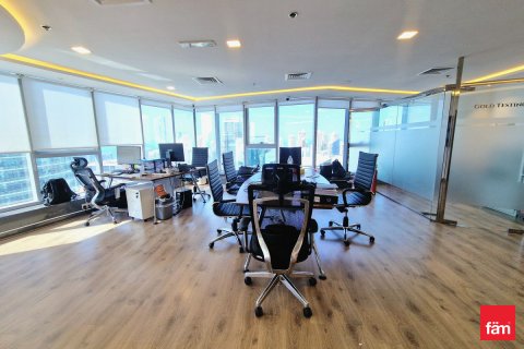 Üürile anda kontor asukohaga Dubai, AÜE: 98.3 m² Nr 687534 - pilt 9