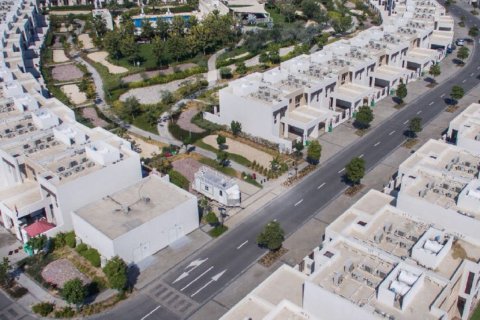 Stadthaus zum Verkauf in Ras Al Khaimah, VAE 2 Schlafzimmer, 186 m2 Nr. 734764 - Foto 2