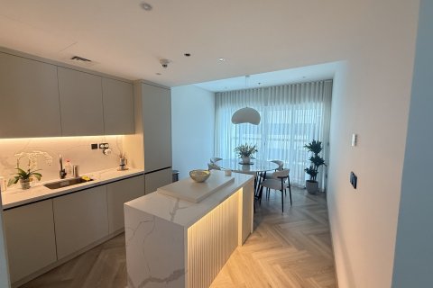 Lägenhet till försäljning i Dubai Marina, Dubai, UAE 2 sovrum, 124 kvm Nr. 698813 - fotografi 12