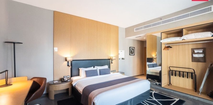 Apartament în Business Bay, Dubai, EAU 12.8 mp.  №728052