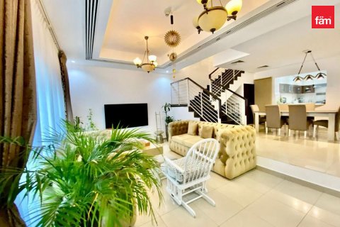 Řadový dům v Dubai, SAE 4 ložnice, 2913 m² Č.: 735326 - fotografie 2
