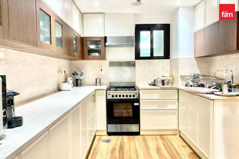 Řadový dům v Dubai, SAE 4 ložnice, 2913 m² Č.: 735326 - fotografie 3