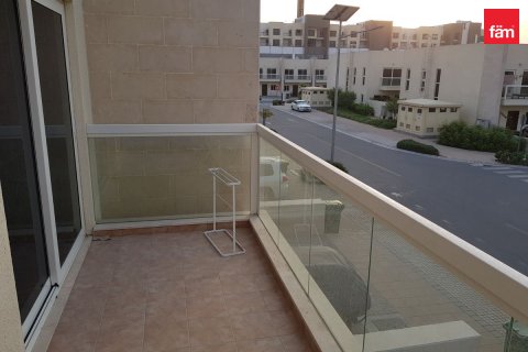 ویلا برای فروش در  International City، Dubai، امارات متحده عربی  3 خوابه ، 154 متر مربع ، شماره 735329 - تصویر 2