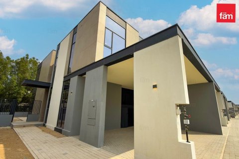Villa in Dubai, VAE: 4 Schlafzimmer, 268 m2 Nr. 766594