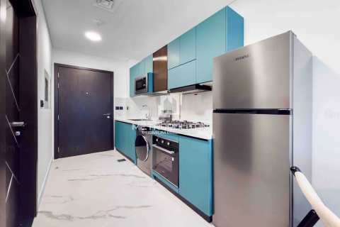 Apartment in Dubai Science Park, UAE 49 sq.m. № 730237 - photo 3