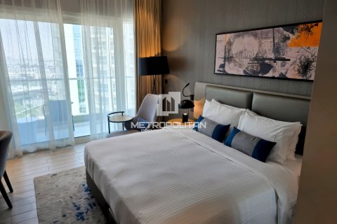 Huoneisto DAMAC Hills (Akoya by DAMAC), Dubai, Arabiemiraatit 33 m2 № 730242 - kuva 2