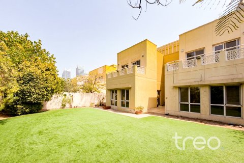Vilă în Meadows, Dubai, EAU 4 dormitoare, 332.41 mp. №741139