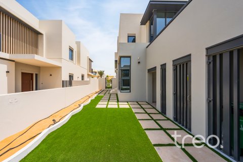 Dubai、UAE にあるタウンハウスの賃貸物件 4ベッドルーム、296.73 m2、No741143 - 写真 26