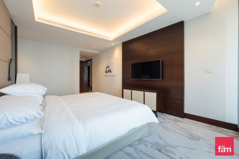 Appartement te huur in Downtown Dubai (Downtown Burj Dubai), Dubai, VAE 3 slaapkamers, 225.5 vr.m., nr 655740 - foto 24