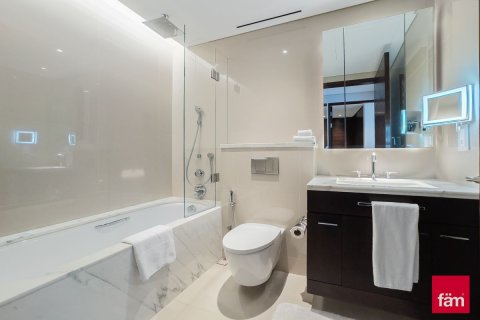 Appartement te huur in Downtown Dubai (Downtown Burj Dubai), Dubai, VAE 3 slaapkamers, 225.5 vr.m., nr 655740 - foto 20