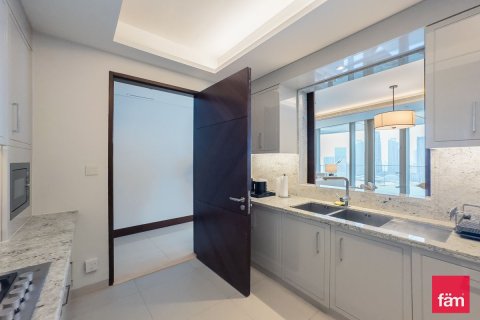 Appartement te huur in Downtown Dubai (Downtown Burj Dubai), Dubai, VAE 3 slaapkamers, 225.5 vr.m., nr 655740 - foto 14