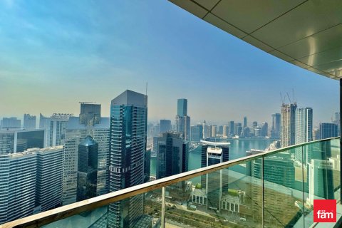 Apartament de închiriat în Downtown Dubai (Downtown Burj Dubai), Dubai, EAU 3 dormitoare, 188 mp.  №655734 - poză 9