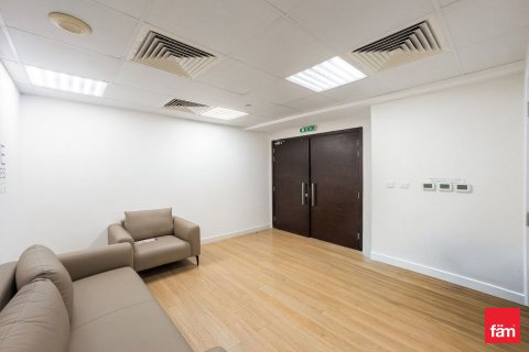 Bureau à vendre à  Business Bay, Dubai, EAU 135.3 m2 № 722148 - photo 6